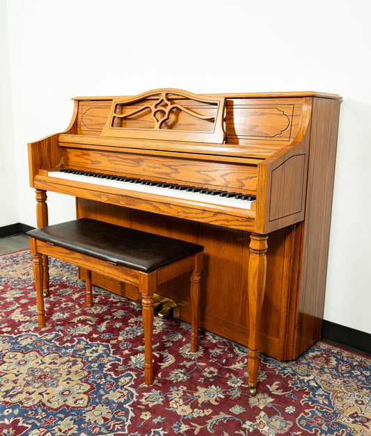 Samick SU-143 Upright Piano | Satin Oak | SN: IDIA0122 | Used