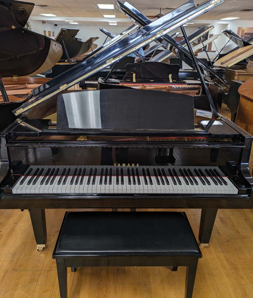 Yamaha GC1 Grand Piano | Polished Ebony | SN: 6128629 | Used