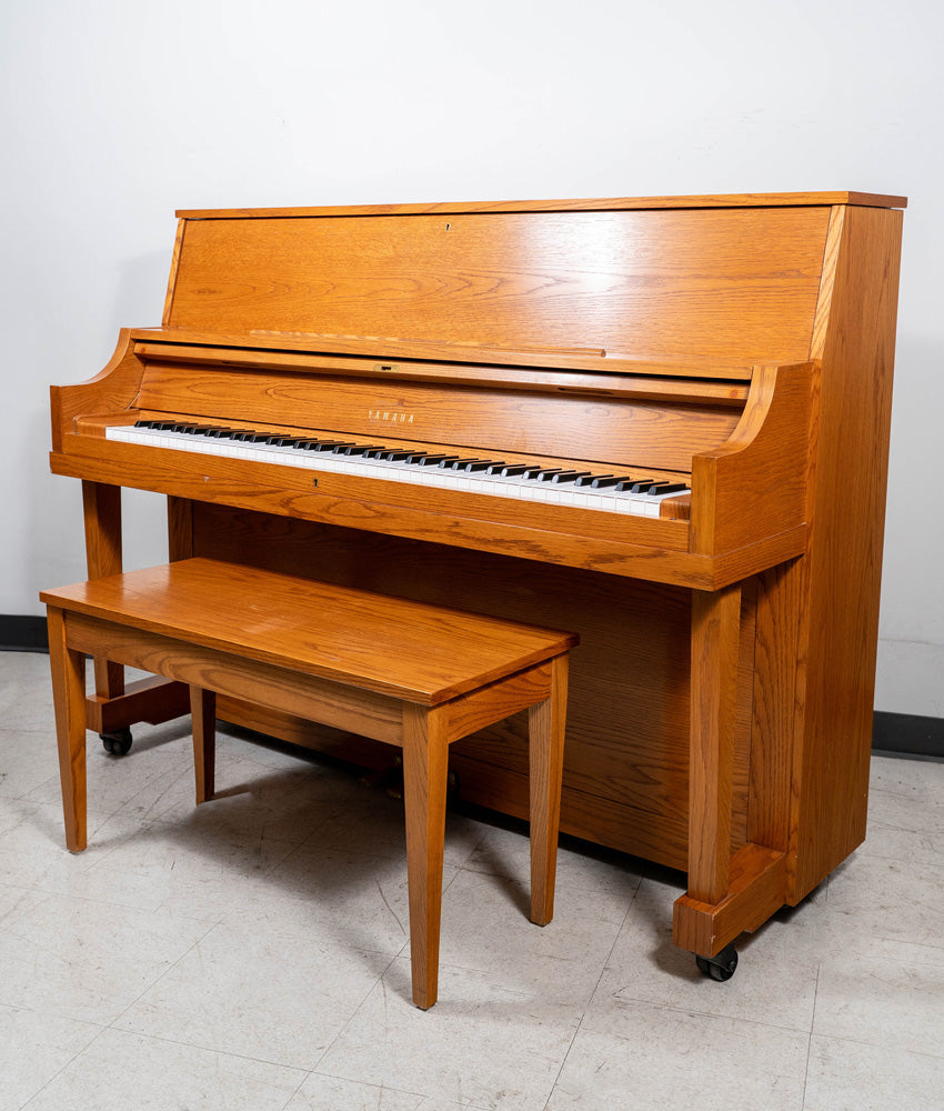 1987 Yamaha P22 Upright Piano | Oak | 45" | Serial No. 289479 | Used