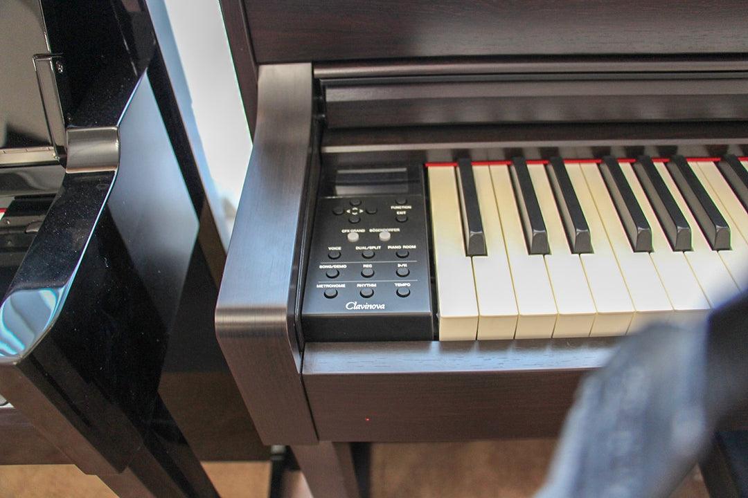 Used Yamaha Clavinova CLP-635 Digital Piano - Rosewood – Alamo