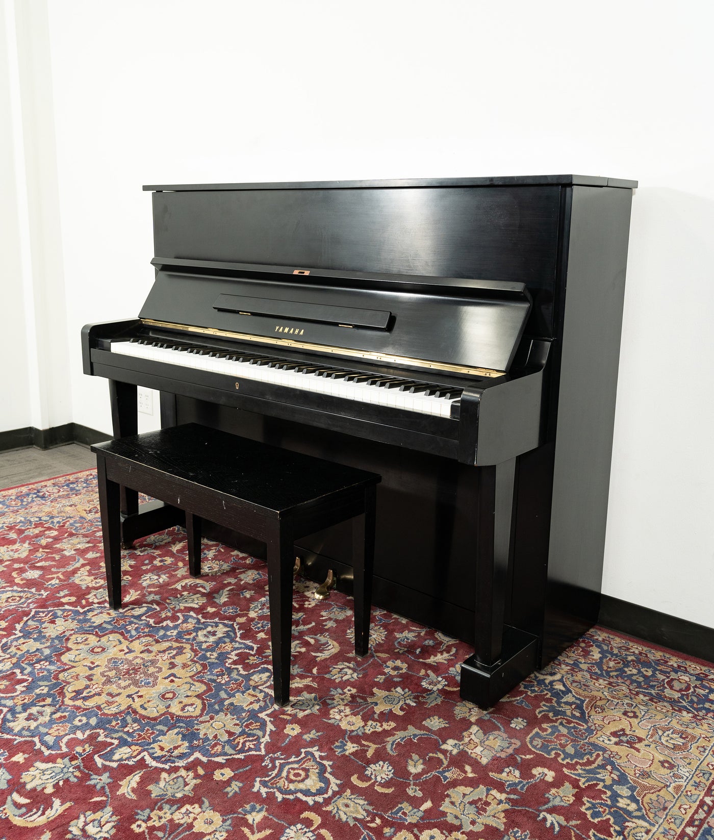 Yamaha 48" U1 Upright Piano | Satin Ebony | SN: 1250573 | Used