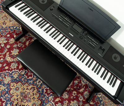 Yamaha DGX-670 88-Key Digital Grand Piano - Black | Used