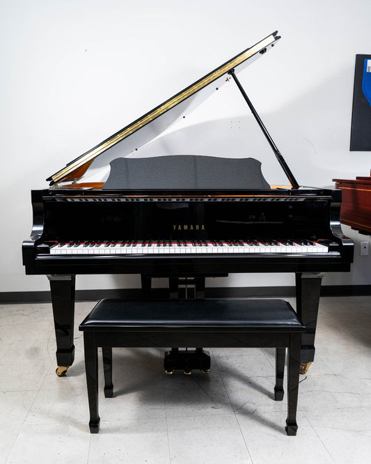 1999 Yamaha C1 Grand Piano in Polished Ebony | 5' 3" | Serial No. 5798940 | Used