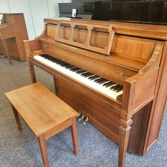 Yamaha 44" M24 Console Piano | Satin Walnut | SN: U169044 | Used