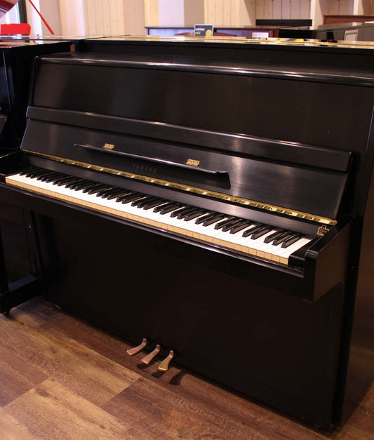 1984 Yamaha 44" P2 Upright Piano | Ebony Satin | SN: R3901908