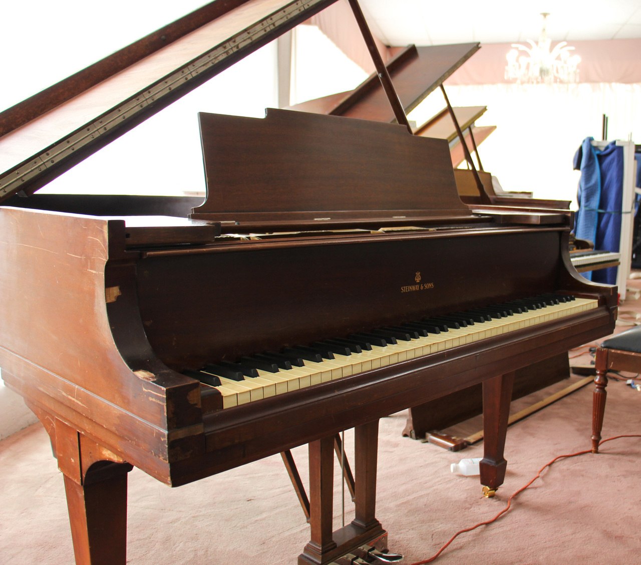 Steinway & Sons 5'7" Model M Grand Piano Rosewood | SN: 231706 | Used