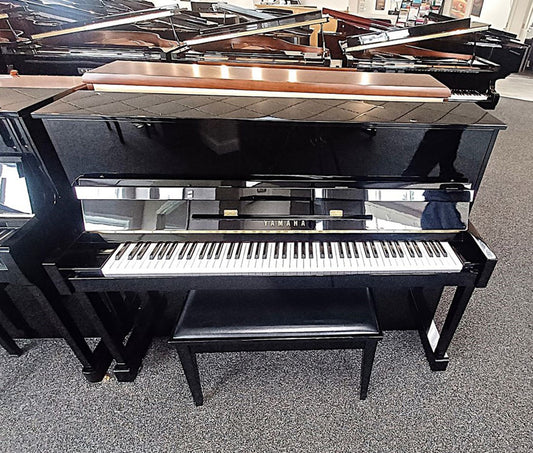 Yamaha T-116 Upright Piano | Polished Ebony | Serial No. 312504 | Used