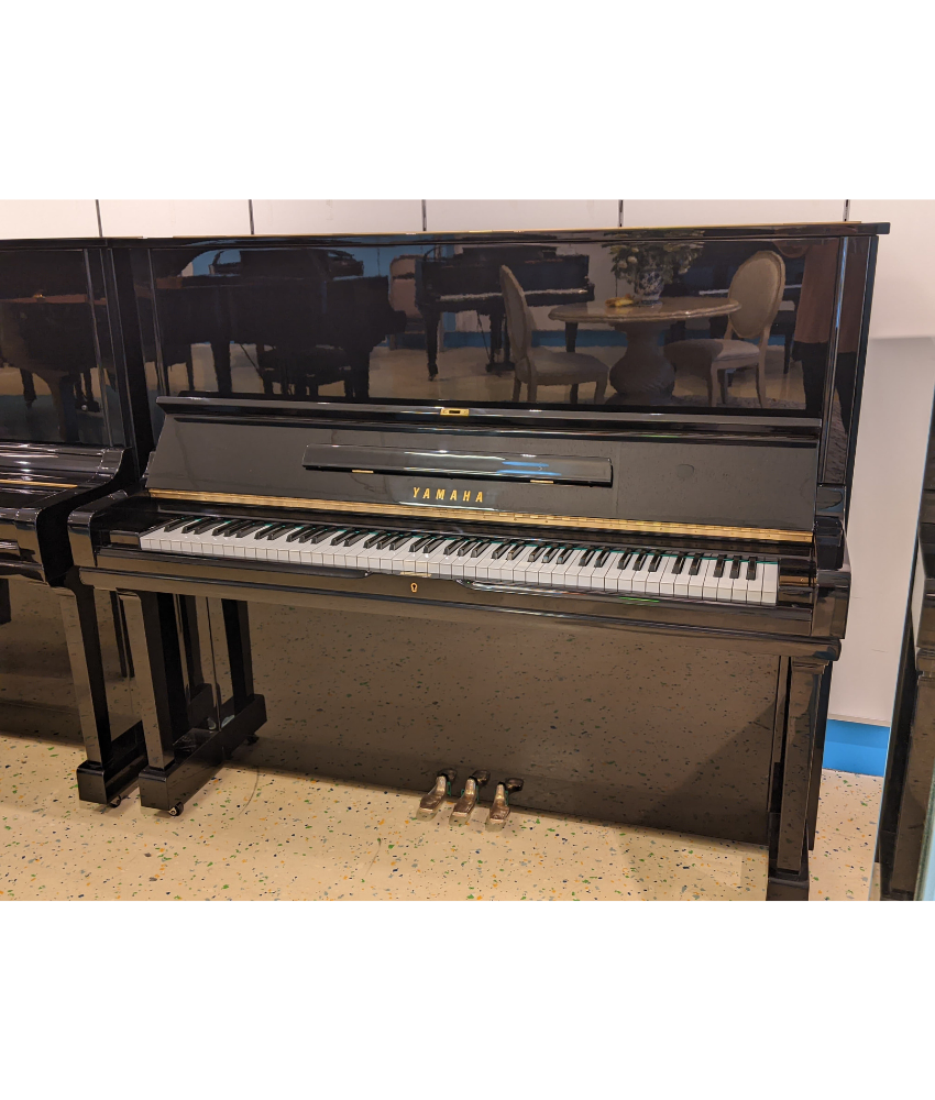 Yamaha 52" U3H Upright Piano | Polished Ebony | Used