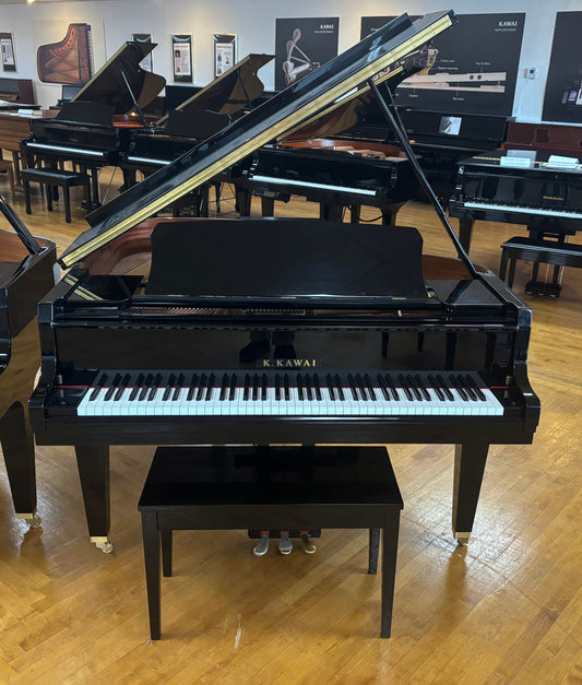 Kawai GL-10 Baby Grand Piano (2023) | Ebony Polish | 5'0" | Serial No. F199459 | Used