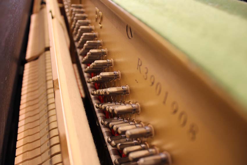 1984 Yamaha 44" P2 Upright Piano | Ebony Satin | SN: R3901908