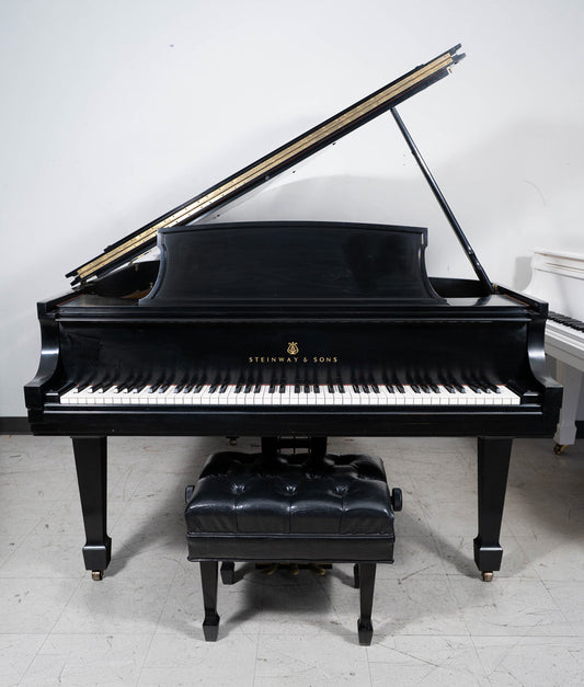 Steinway & Sons Model L Grand Piano | Satin Ebony | 1964 | Serial No. 386824 | Used