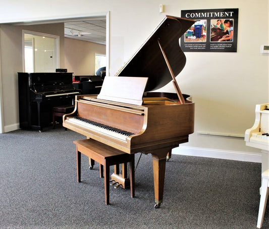 Howard Baby Grand Piano Satin Walnut | SN: 217144 | Used