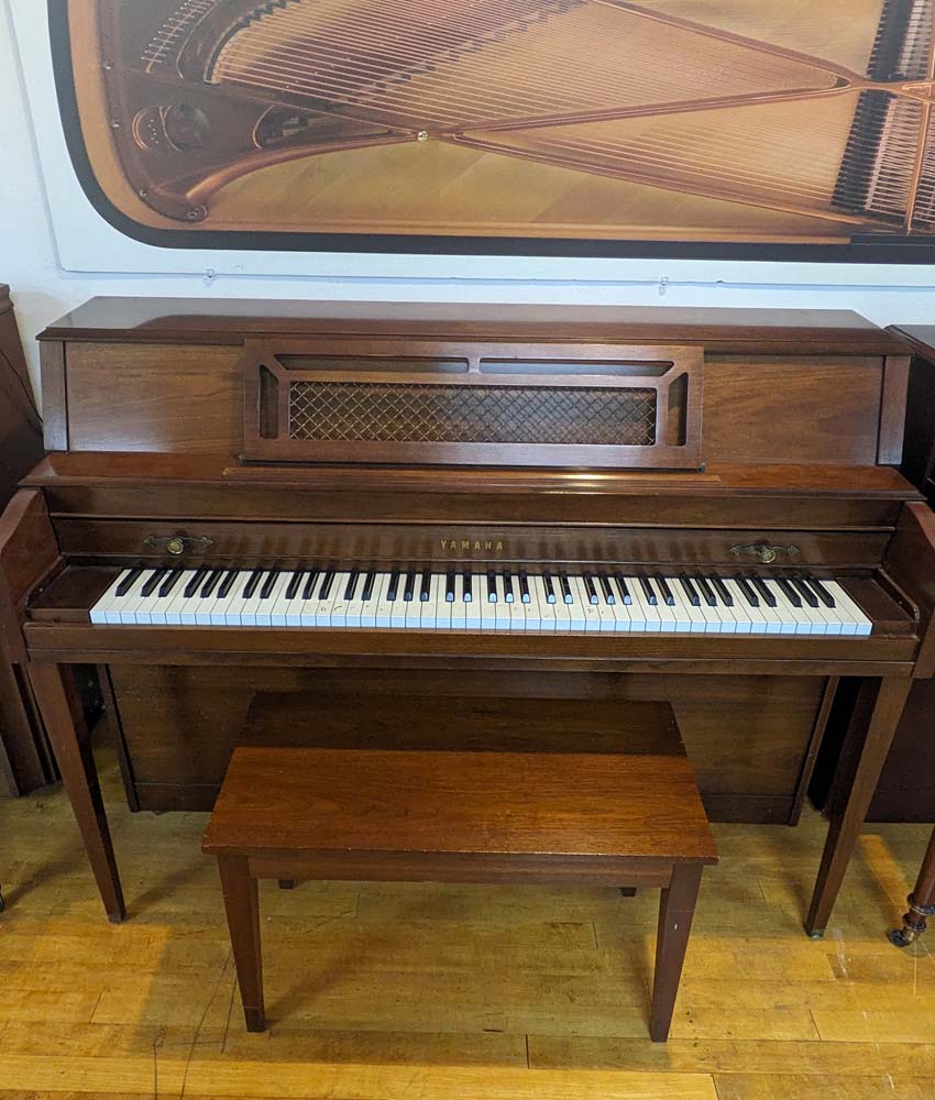 Yamaha M23 Console Upright Piano | Satin Mahogany | SN: U171409 | Used