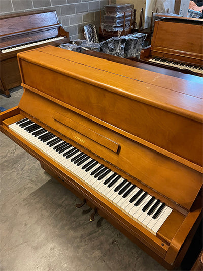 1968 Yamaha 46" P2 Console Piano | Oak Satin | SN: 686771 | Used