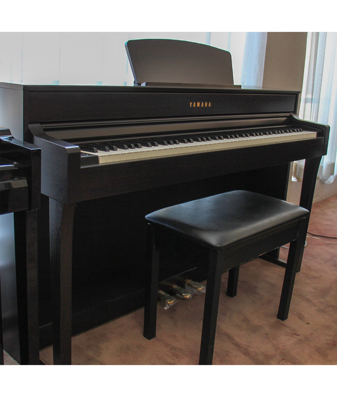 YAMAHA Clavinova CLP-635DWヤマハ 電子ピアノ 2019 CLP-635 - Descrição - Clavinova - Produtos - Pianos - Yamaha - Brasil