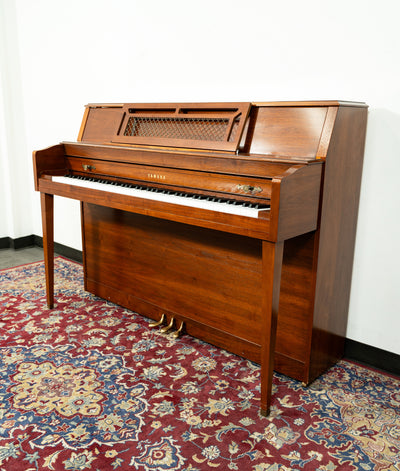 Yamaha M304 Upright Piano | Satin Oak | SN: T119622 | Used