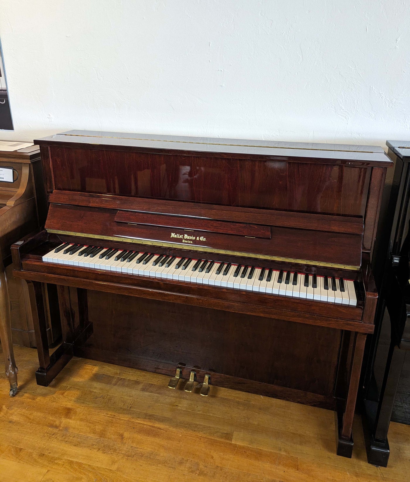 Hallet Davis 118C Upright Piano | Polished Mahogany | SN: 996571