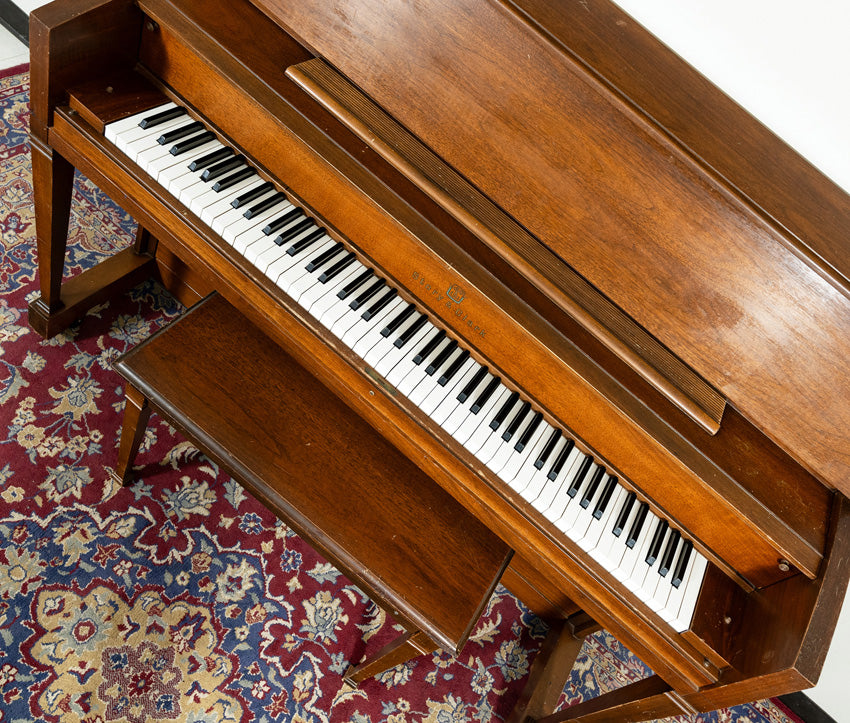Story & Clark Upright Piano | Satin Walnut | SN: 533359 | Used
