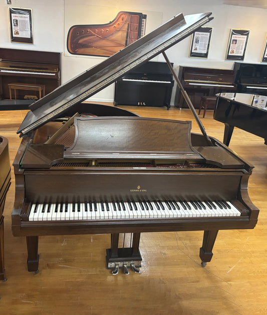 Steinway Model M Grand Piano (1913) | Satin Dark Walnut | 5'7" | Serial No. 160880 | Used