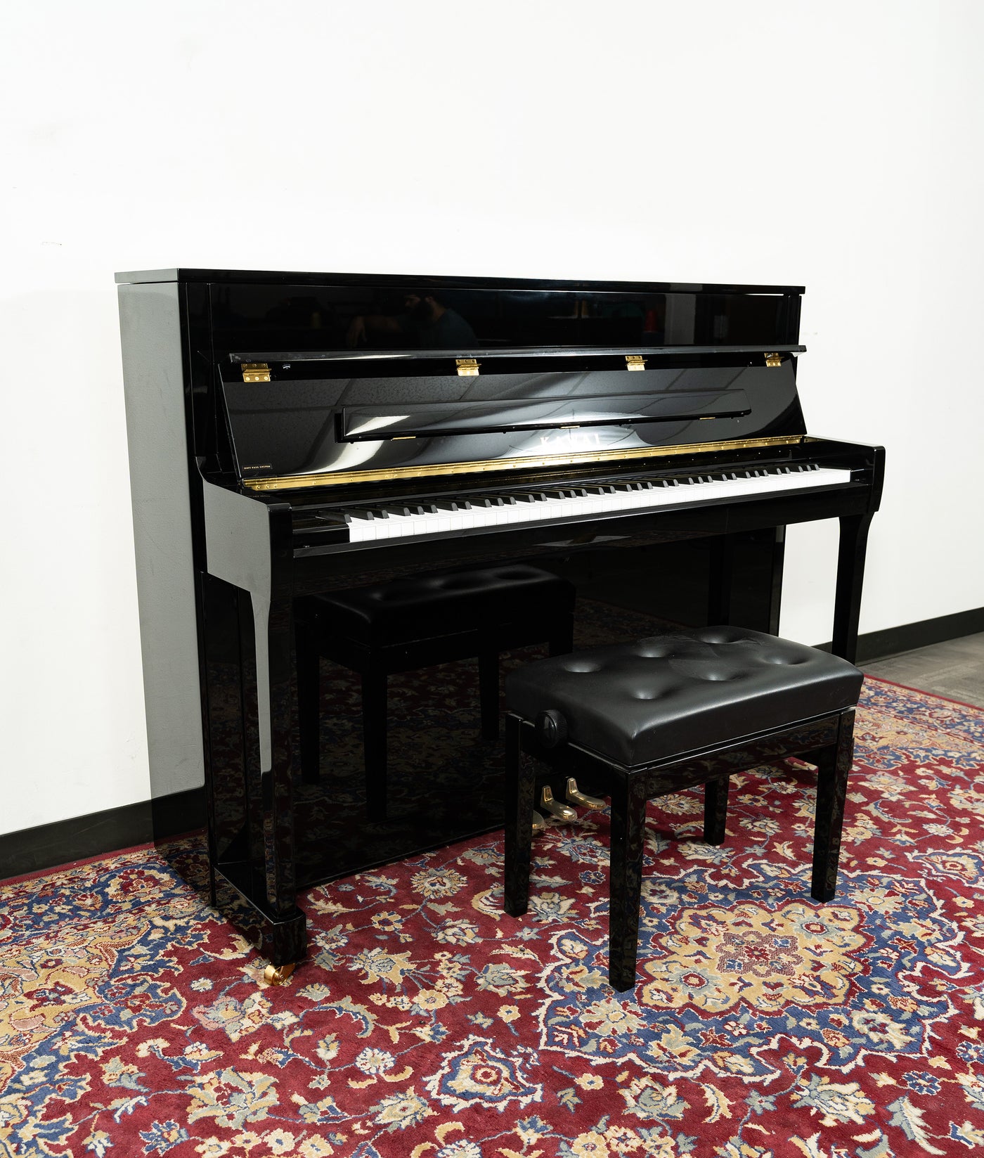 Kawai 45" K-200 Upright Piano | Polished Ebony | SN: F171474