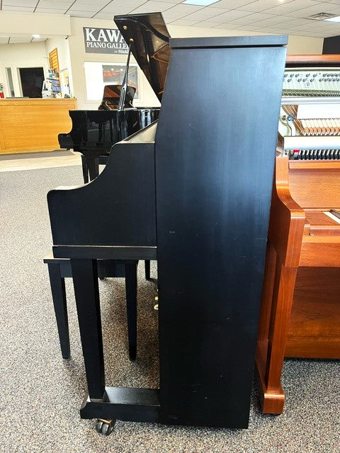 Kawai 46" UST-8 Upright Piano | Satin Ebony | #A80727 | Used