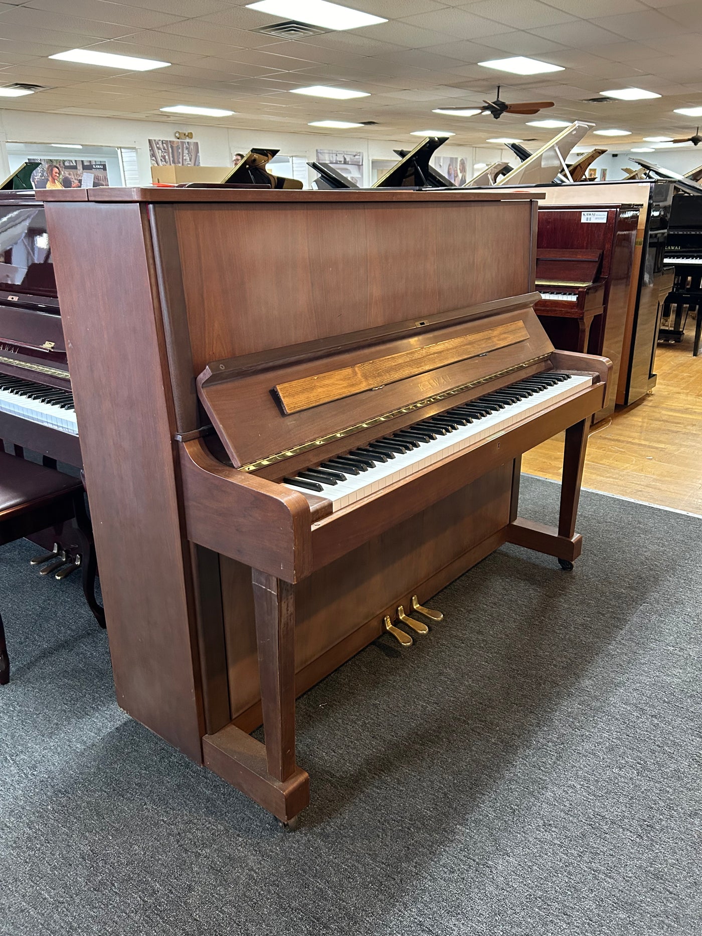Kawai KL-502 Upright Piano | Polished Walnut | SN: K1368879