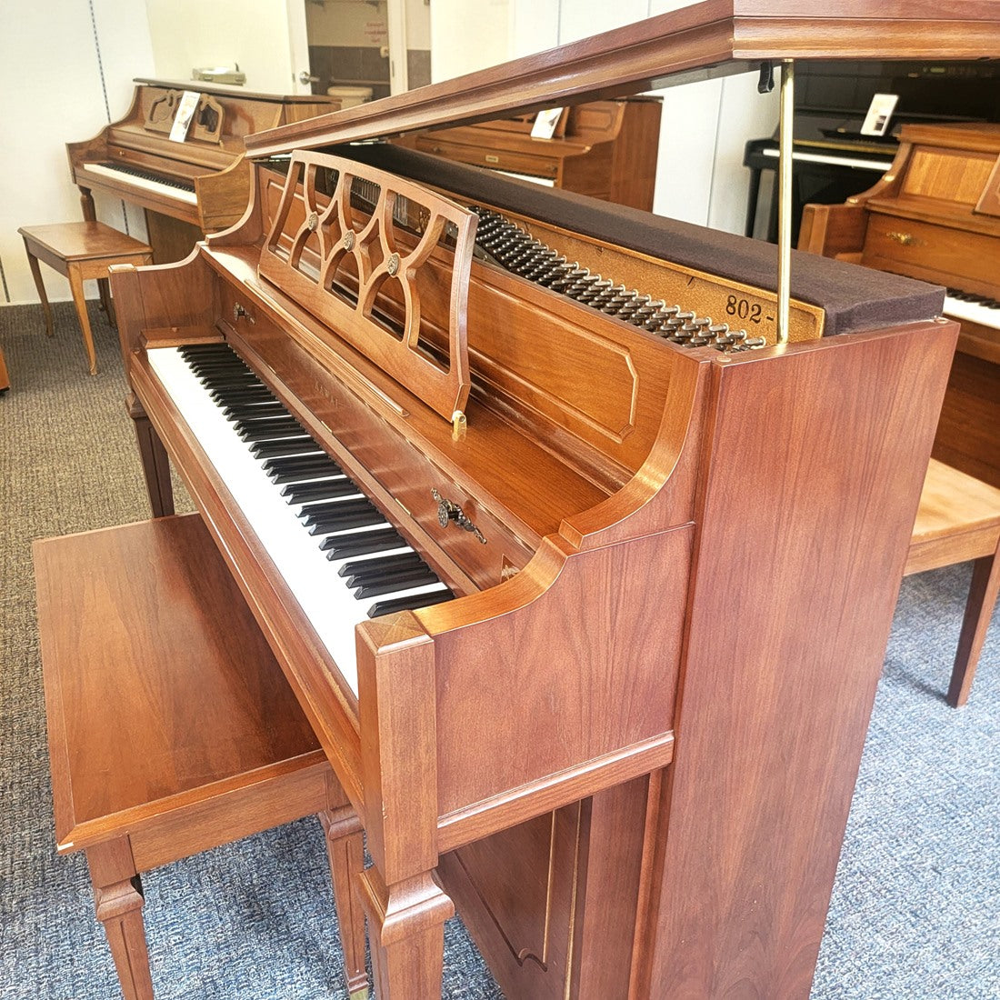 Kawai 802-I Upright Piano | Walnut | SN: 1354834 | Used