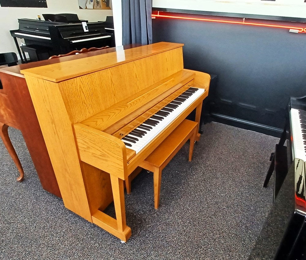 Kawai 44.5" 506S Studio Piano | Satin Oak | SN: 110281 | Used