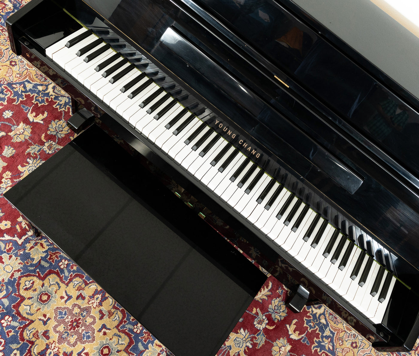 Young Chang E101 Console Upright Piano | Polished Ebony | SN: 2126520