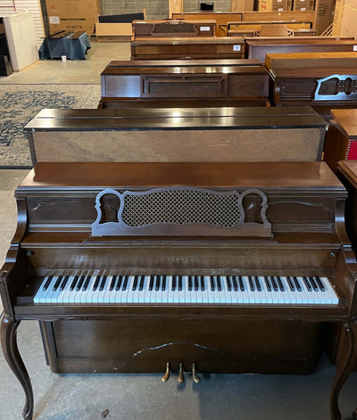 1977 Yamaha 42.5" M205 Console Piano | Walnut Satin | SN: U114954 | Used