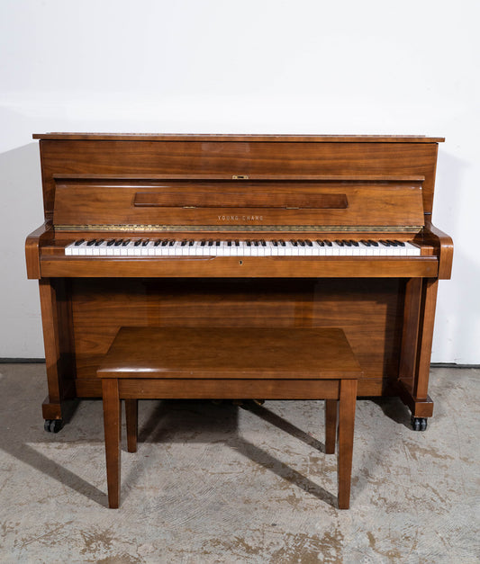 Young Chang U111 Upright Piano | Walnut Polish | Used