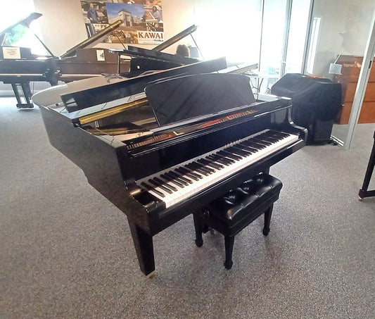 Yamaha GH-1 Grand Piano (1995) | Polished Ebony | Serial No. B5327254 | Used