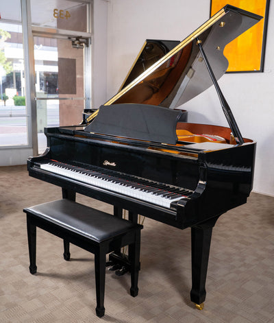 Ritmuller R8 Baby Grand Piano | Polished Ebony | 4.11" | Serial No. 1699852 | Used