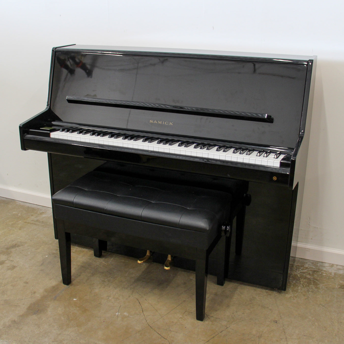 Samick Continental Console Piano | Polished Ebony | SN: HGL02208 | Used