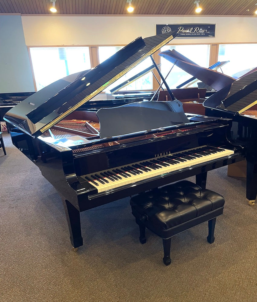 Yamaha 6'11" C6 Semi-Conservatory Grand Piano | Polished Ebony