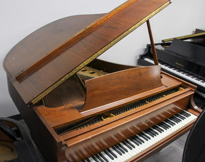 1943 Steinway & Sons 5'7" M Grand Piano | Satin Oak | SN: 315783