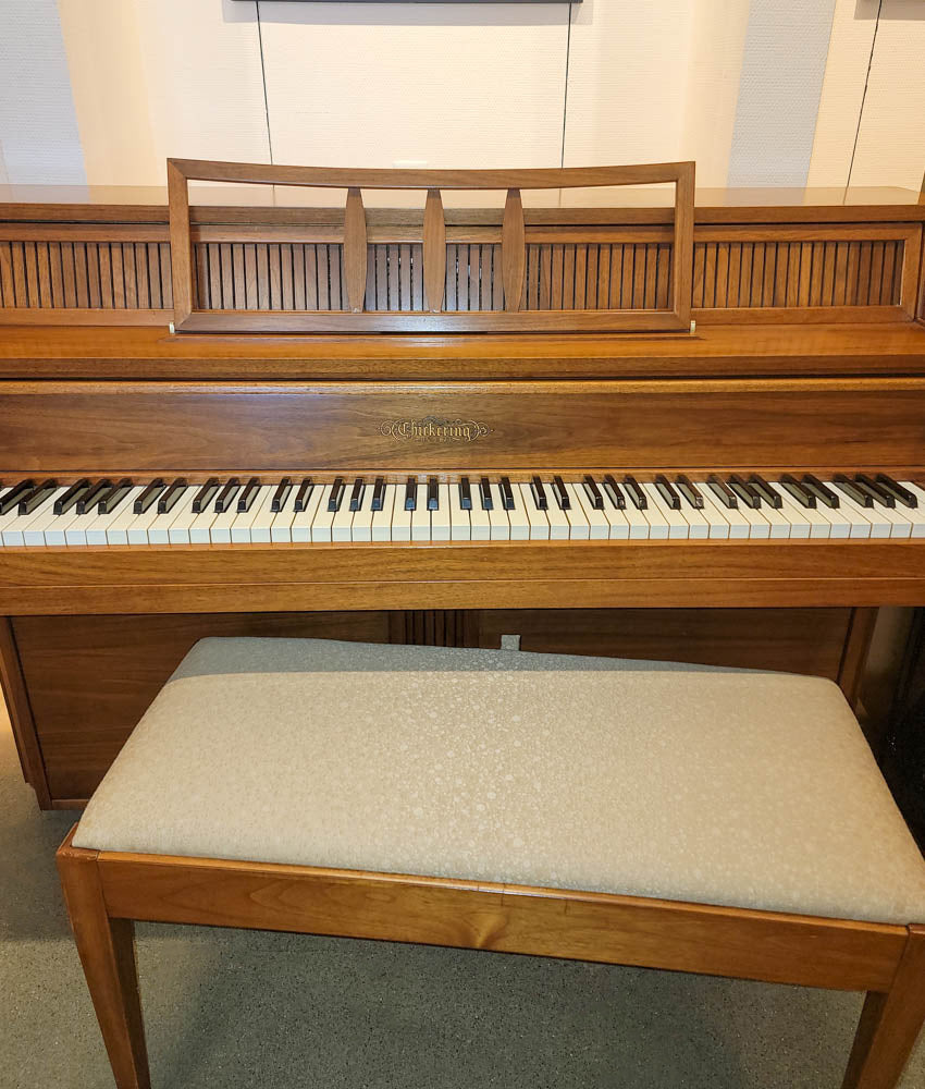 Used Upright Piano, Chickering Console Piano | Satin Oak – Alamo