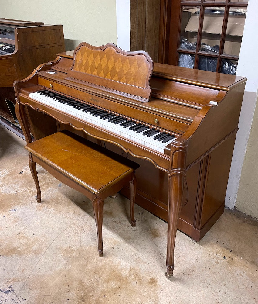 Baldwin 32" Spinet Piano | Satin Walnut