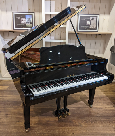 1985 Yamaha 6'1" C3 Grand Piano | Polished Ebony | SN: 40317 | Used