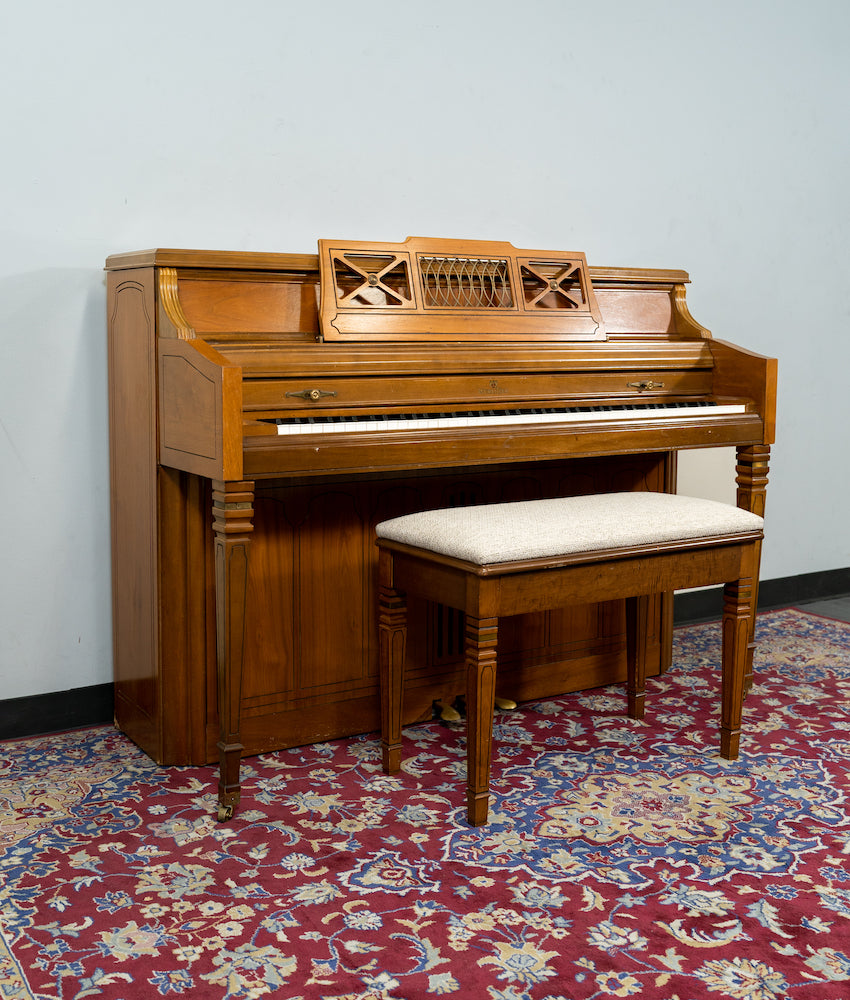 Wurlitzer Classic Upright Piano | Walnut | SN: 1732435 | Used