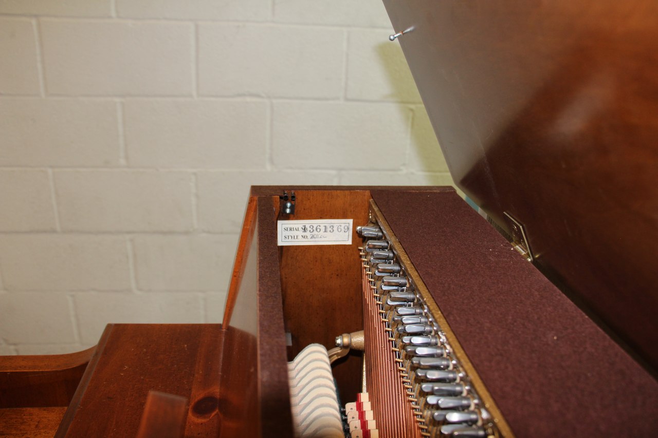 Baldwin 2012 Console Piano