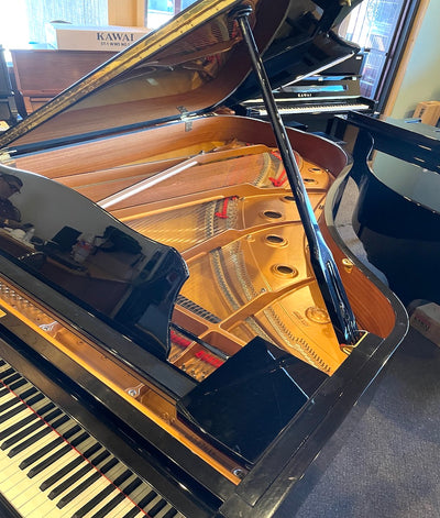 Yamaha 6'11" C6 Semi-Conservatory Grand Piano | Polished Ebony