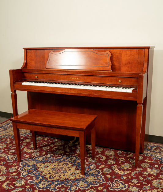 Yamaha Upright Piano | Satin Mahogany | SN: 306602