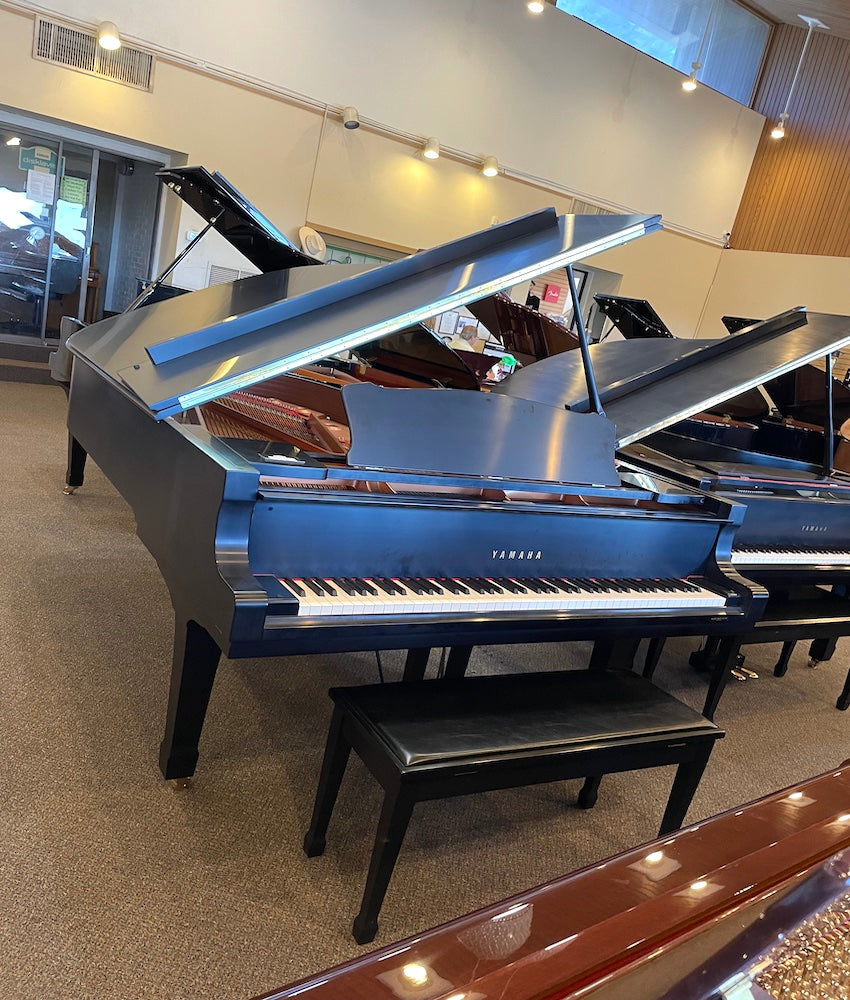 YAMAHAのピアノ Amazon | ヤマハ(YAMAHA) 88キー加重デジタルピアノ 家具スタンド付き