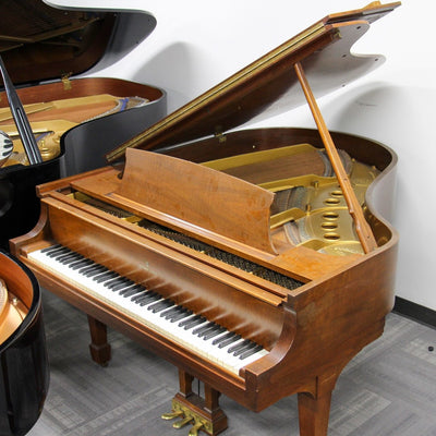 1943 Steinway & Sons 5'7" M Grand Piano | Satin Oak | SN: 315783