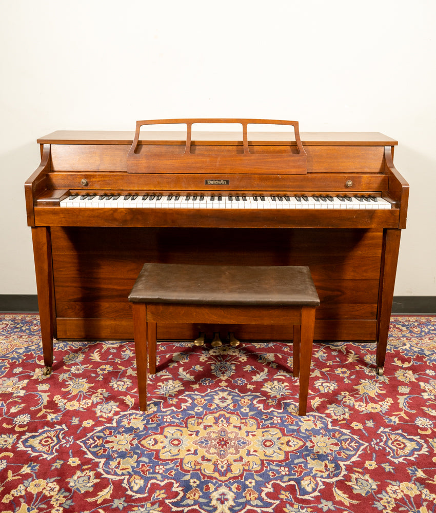 Käytetty Upright Piano, Baldwin 511 UprightKäytetty Upright Piano, Baldwin 511 Upright  