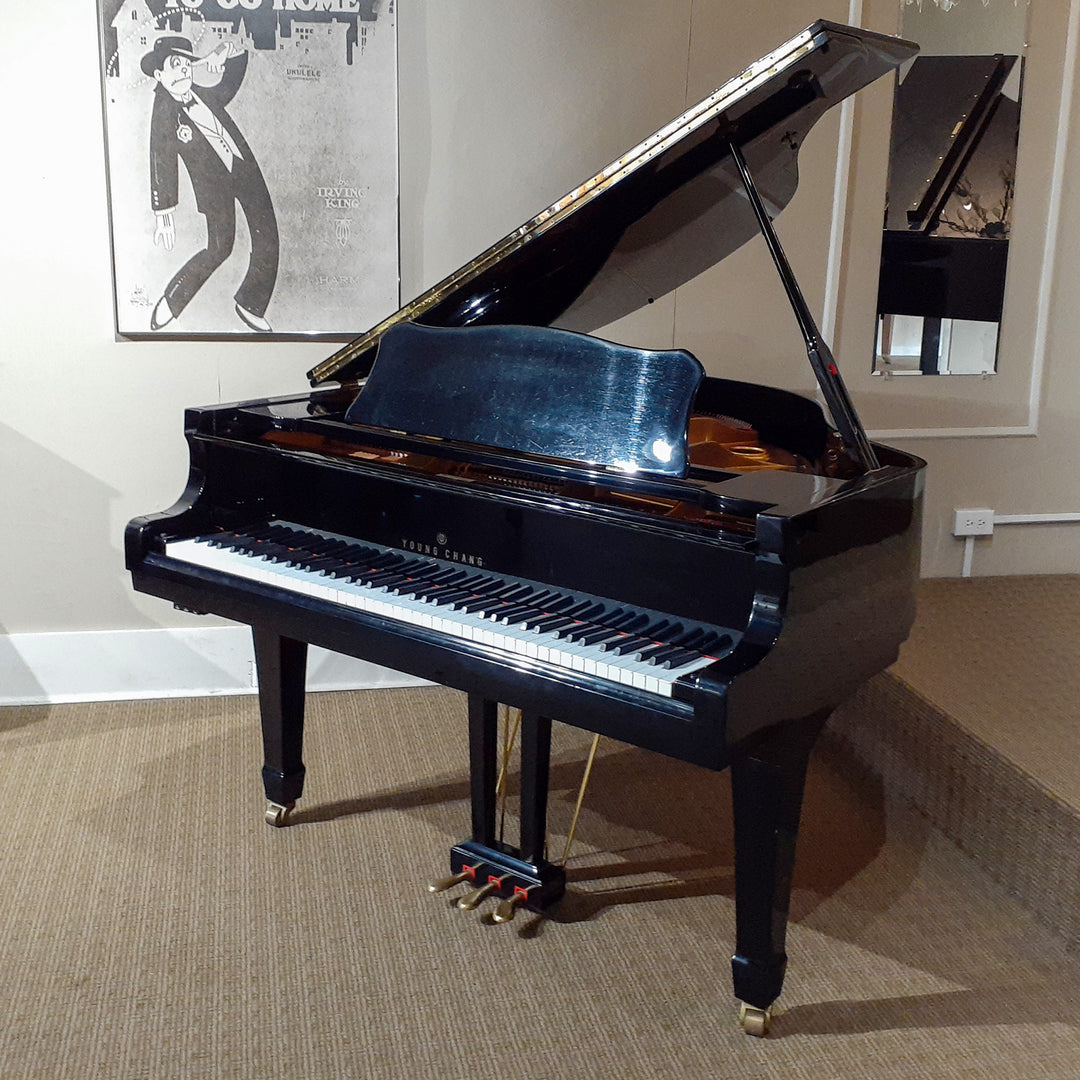 Used Grand Piano, Young Chang G150 Polished Ebony Baby Grand