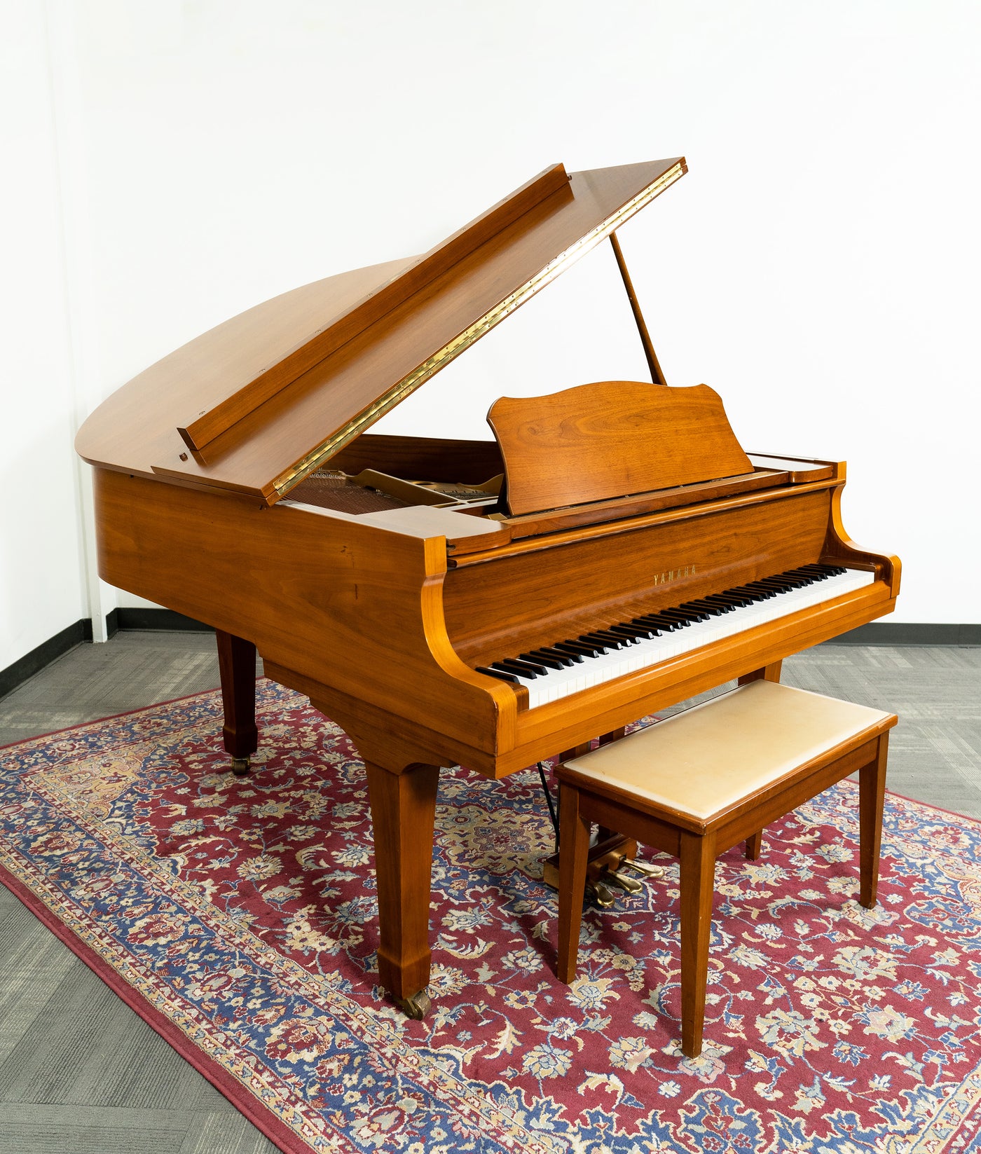 Yamaha 5' 8" G2 Grand Piano | Walnut | SN: E1508125 | Used