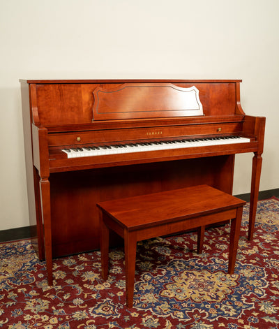 Yamaha Upright Piano | Satin Mahogany | SN: 306602