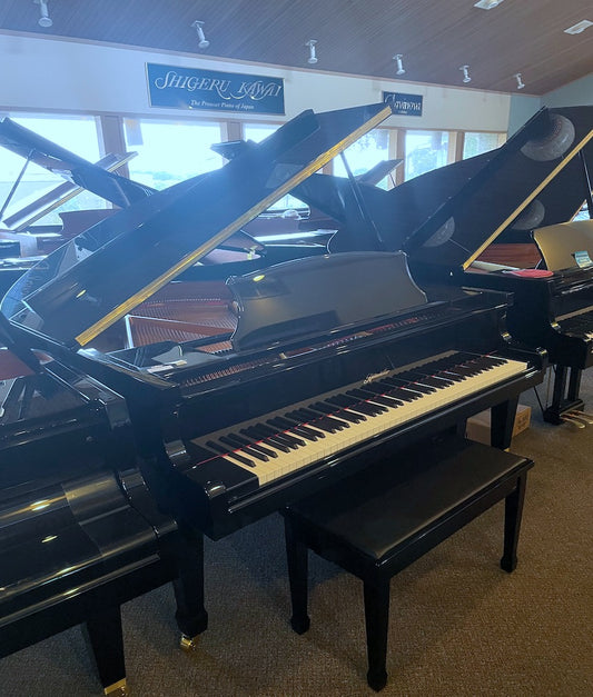 Ritmuller 4'11" R8 Grand Piano | Polished Ebony | Used